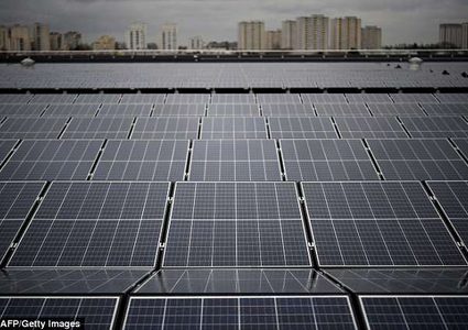 السعودية تستعد لبناء أكبر محطة طاقة شمسية في العالم