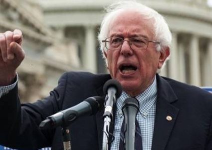 سيناتور أميركي: حكومة الإحتلال بالغت في ردها ضد المتظاهرين الفلسطينيين