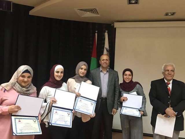 طلبة جامعة النجاح يحققون المراتب الأولى في المؤتمر الإبداعي الطلابي البحثي الأول في جامعة الاستقلال