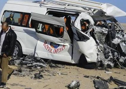 مقتل 20 شخصا في حادث تصادم بصعيد مصر