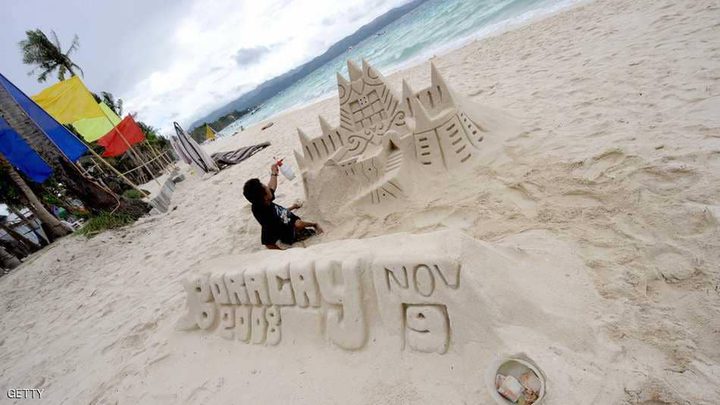 الفلبين تغلق جزيرة المليار دولار