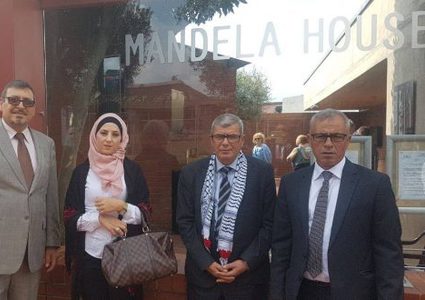 قراقع: العنصرية سقطت في جنوب افريقيا وترعرعت في اسرائيل بطريقة وحشية