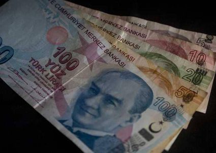 الليرة التركية تهبط إلى مستوى قياسي جديد
