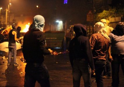 21 اصابة بمواجهات مع قوات الاحتلال في ابو ديس