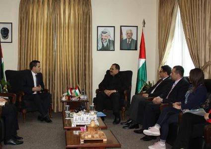 صيدم يبحث مع ممثل هنغاريا تعزيز التبادل الثقافي والأكاديمي