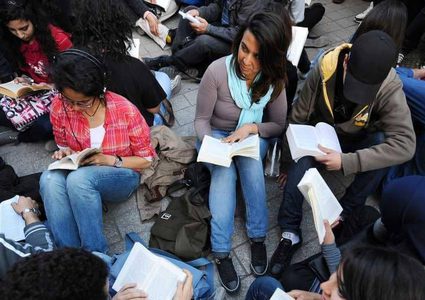 معرض الكتاب ينطلق بشعار "المرأة التونسية.. امرأة ونصف"