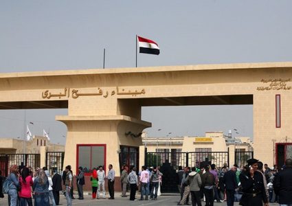 غطاس لـ"النجاح": مصر لن توقف مسيرة العودة وحماس تريد حكم غزة بتمويل من السلطة