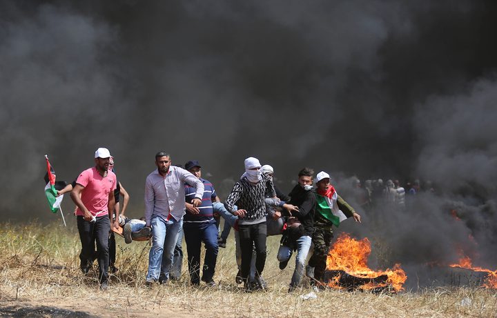 إصابة 6 مواطنين بينهم مسعف على حدود غزة