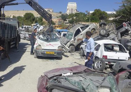 الأجهزة الأمنية تتلف العشرات من المركبات غير القانونية