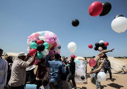 نُشطاء يبثونَ رسائِل بالعبريّة لقوّات الاحتلال