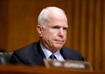 ماكين: حديث ترامب عن الانسحاب من سوريا هو سبب هجوم الأسد الكيماوي