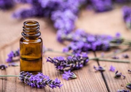 وصفة فعالة لعلاج مشكلة تساقط الشعر