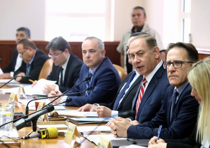 "الكابينيت" يجتمع لدراسة هجوم أمريكي محتمل على سوريا