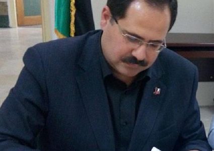 صيدم يوقّع اتفاقيّات لدعم البحث العلمي في الجامعات الفلسطينيّة