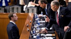 فضيحة فيسبوك وتحقيقات في الكونغرس مع  "مارك زوكربيرغ" !