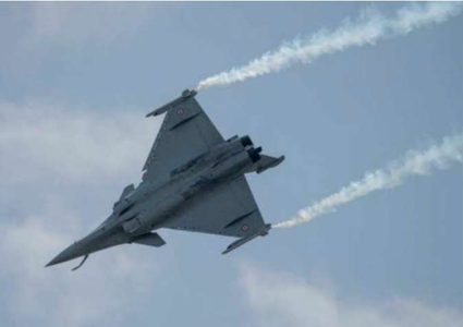 ماتيس: جاهزون لتوفير خيارات للرئيس ترامب بشأن الضربات العسكرية في سوريا