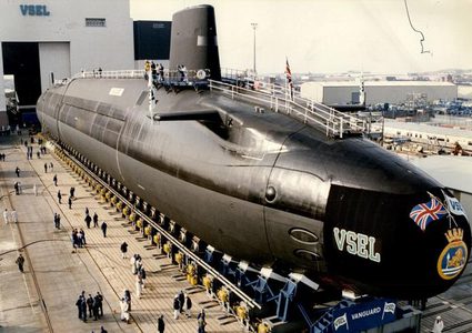 "ديلي تلغراف": الضربة متوقعة الخميس وغواصات بريطانية تلقت أوامر بالتحرك للمشاركة