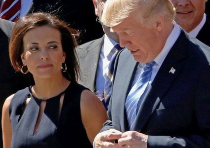 استقالة مساعدة مستشار الأمن القومي الأمريكي