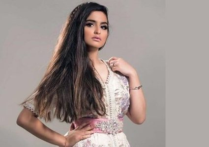 حلا الترك تستعد لديو غنائي مع نجمة "ذا فويس"