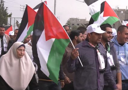 مسيرة يوم الجمعة القادمة تحمل عنوان "رفع علم فلسطين وحرق علم الاحتلال"