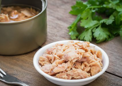 التونا المعلبة تحتوي على زنك أكثر بمئة مرة من الحد المسموح!