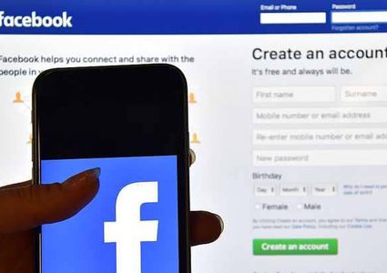 ماذا فعل مستخدمو فيسبوك "بعد الفضيحة"؟