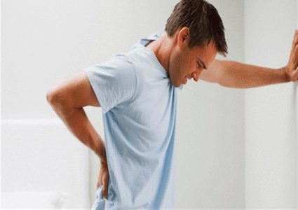 الهواتف والمكاتب أعداء الظهر والرقبة!