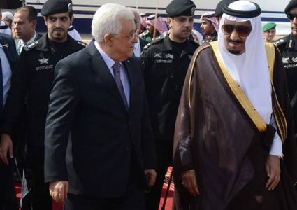 الرئيس يصل السعودية للمشاركة في القمة العربية