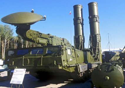 قلق إسرائيلي بعد الضربة الثلاثية من تسليم «إس300» للنظام السوري