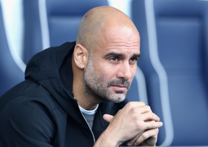 غوارديولا أول مدرب إسباني يتوّج بـ"البريمرليغ"