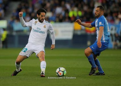 ريال مدريد يقبل هدية برشلونة ويتجاوز مالاجا بثنائية