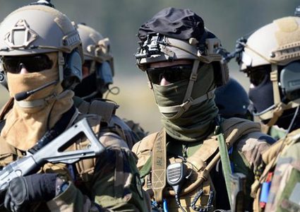 إصابة 7 جنود فرنسيين فى هجوم على معسكرين شمال مالى