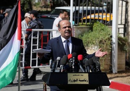 المحمود: حرية أسرانا الأبطال تشكل رأس الأولويات لدى القيادة والحكومة