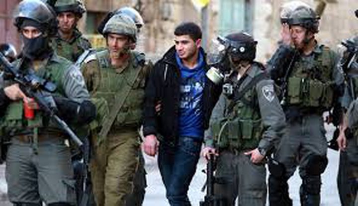 اعتقال ثلاثة مقدسيين بزعم إحراق أعلام الاحتلال