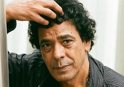 هذه هي حقيقة الحالة الصحية للفنان محمد منير