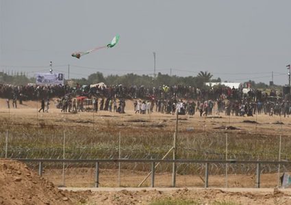 "طائرات المولوتوف" اختراع غزي لمواجهة الاحتلال