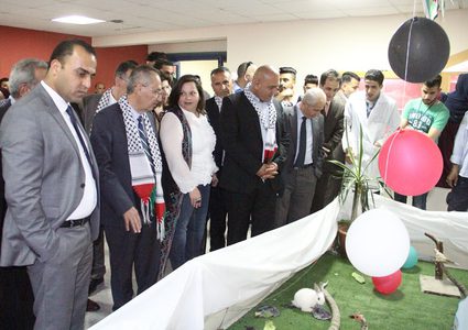 كلية العلوم في جامعة النجاح الوطنية تفتتح المعرض العلمي التاسع بحضور عالي المستوى محلياً ودولياً