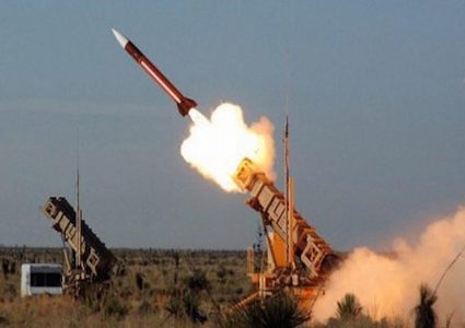 ‏‫الدفاعات الجوية السعودية تتصدى صاروخ بالستي أطلقه الحوثيون على نجران