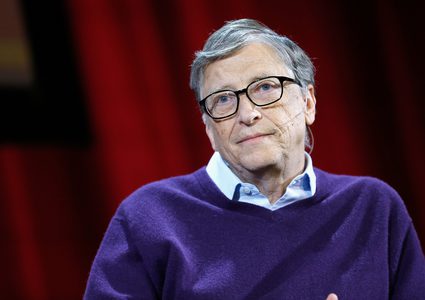 بيل غيتس يحذر من "كارثة اقتصادية".. وصديقه يقدم نصائح