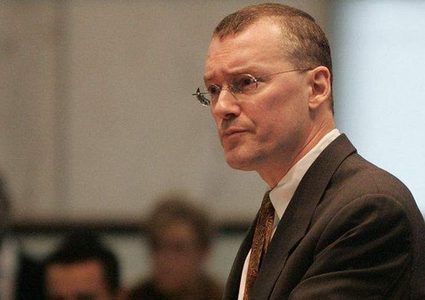 محامٍ أميركي بارز ينتحر حرقاً احتجاجاً على التلوث