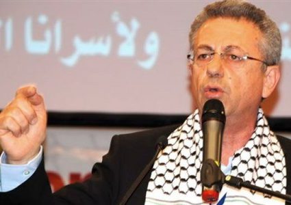 البرغوثي: منع اسرائيل لرئيس بلدية جونفيلييه من دخول فلسطين مشين ودليل ضعف