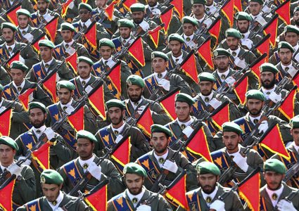 إيران: إسرائيل ستدفع ثمن الضربة على سوريا