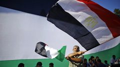 فتح تُصر على إتمام المصالحة وحماس تُناور.. فهل تستطيع مصر انعاشها قبل الرمق الأخير؟