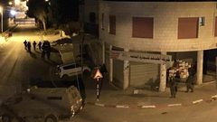 إصابة شاب بعيار متفجر خلال اقتحام الاحتلال لقبر يوسف (صور-فيديو)