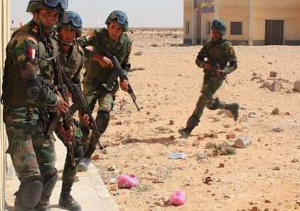 الجيش المصري يعلن مقتل “أمير داعش” بوسط ⁧‫سيناء