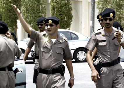 مقتل 4 شرطيين ومسلح في هجوم على نقطة تفتيش جنوبي السعودية