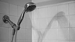 لماذا لا يجب أخذ حمام يومي لفائدة جسدك؟