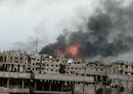 شهيدان في مخيم اليرموك بسورية خلال ملاحظة النظام لداعش