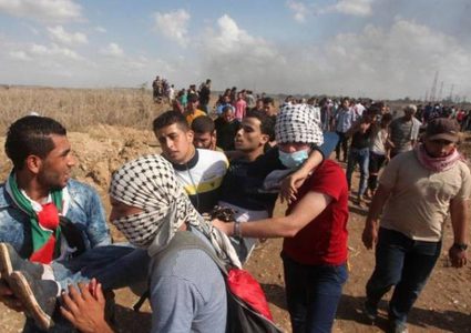 إصابة خمسة مواطنين شرق خان يونس وآخران شرق رفح