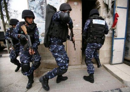 كشف ملابسات سرقة مبلغ مالي وشيكات